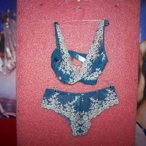 Wacoal bra and panty